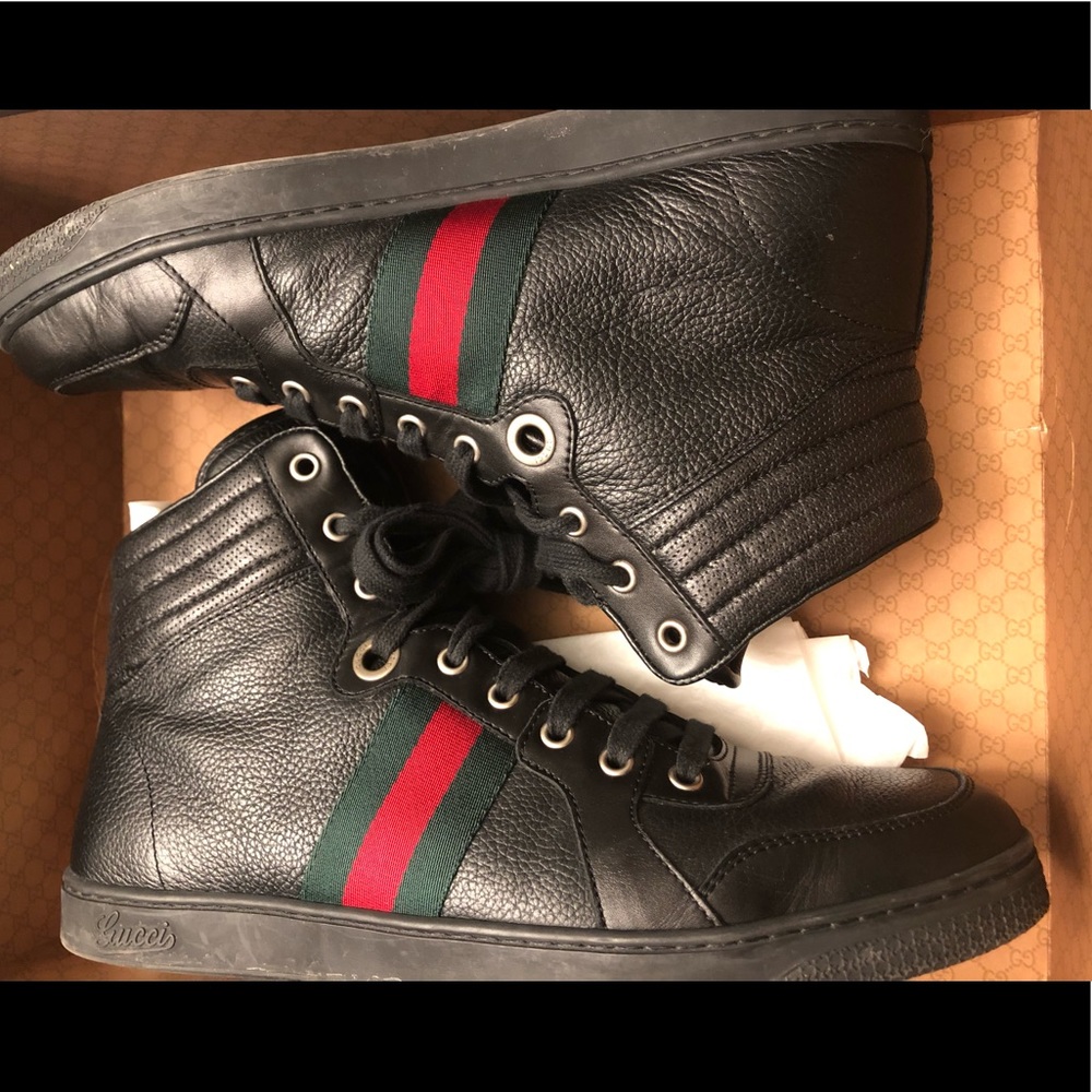 Men’s classic authentic Gucci shoes
